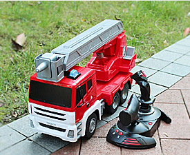 GPTOY 1:18 5CH RC fire engine with lights and auto-show function